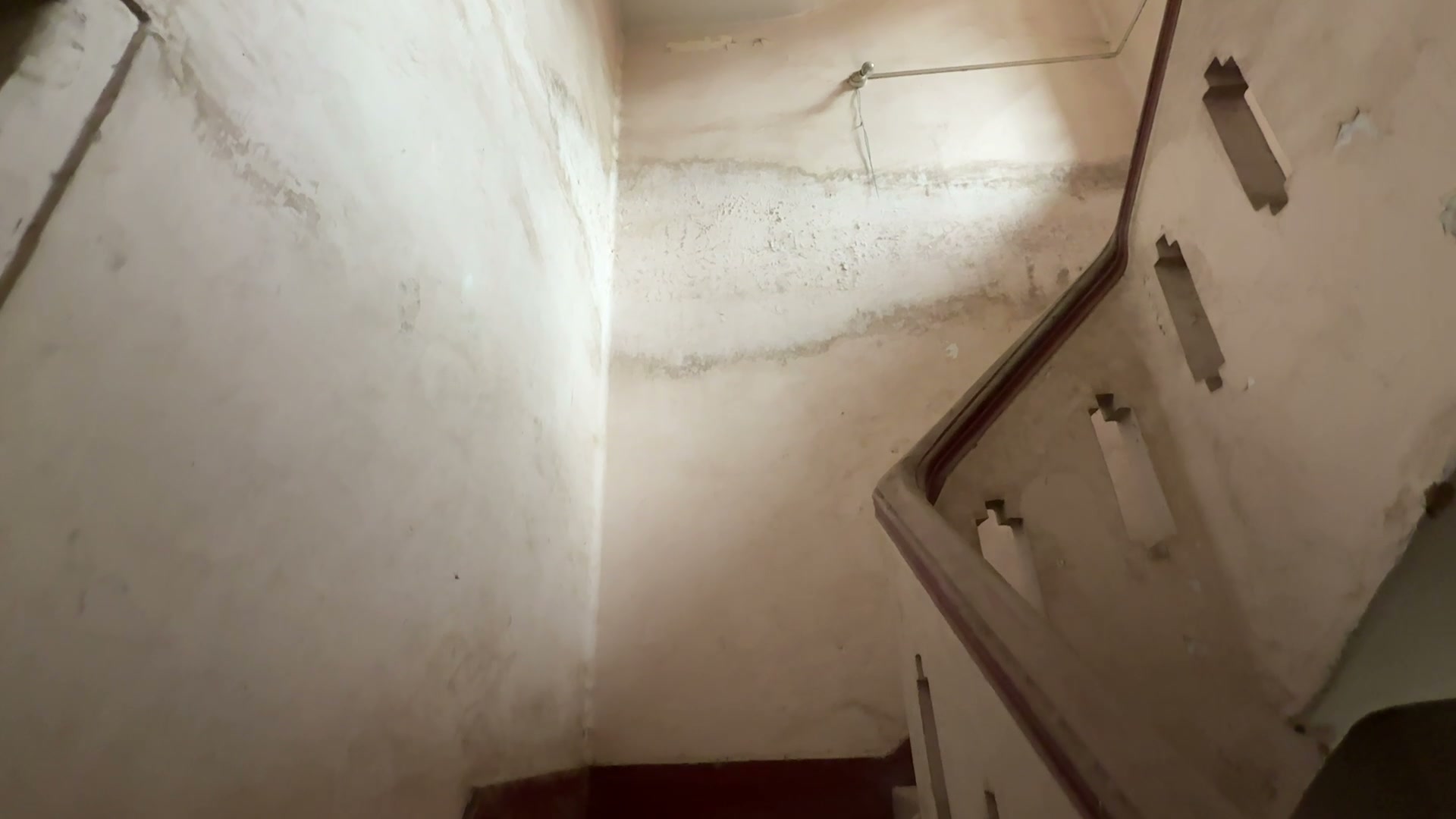 The staircase vault and the light it holds.